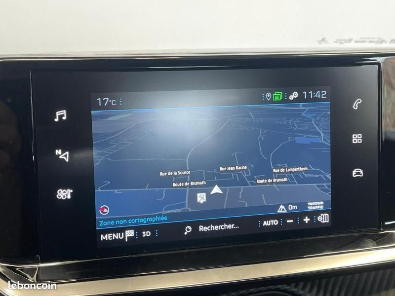 Peugeot 2008 1.2 PureTech 100ch S&S Allure 5cv (image 16)