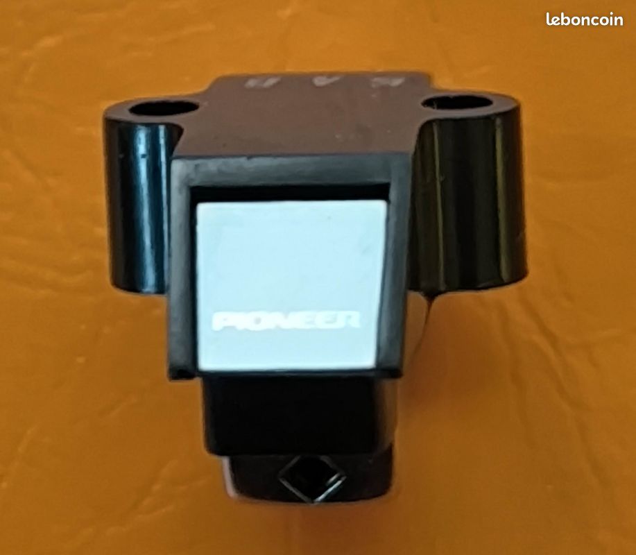Cellule Complète PIONEER PN 200 Avec Porte-cellule Et Pointe Neuve