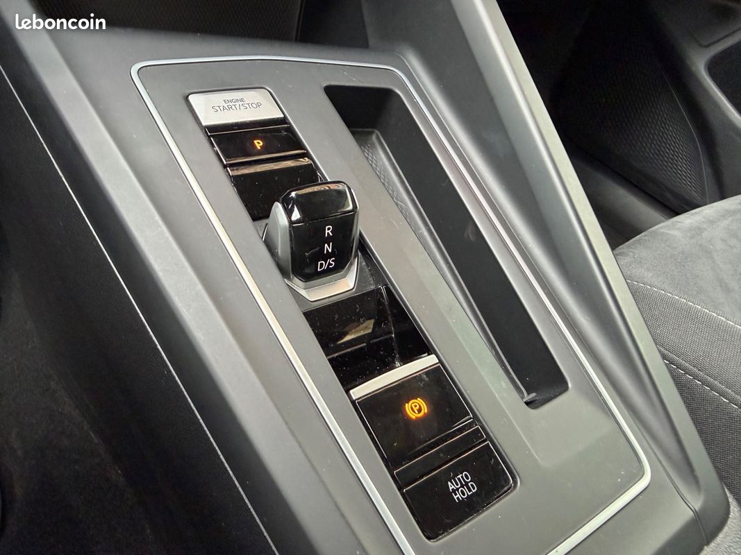 VOLKSWAGEN GOLF 8 1.5 E-TSI 150ch STYLE 1ST BVA APPLE CARPLAY (image 12)