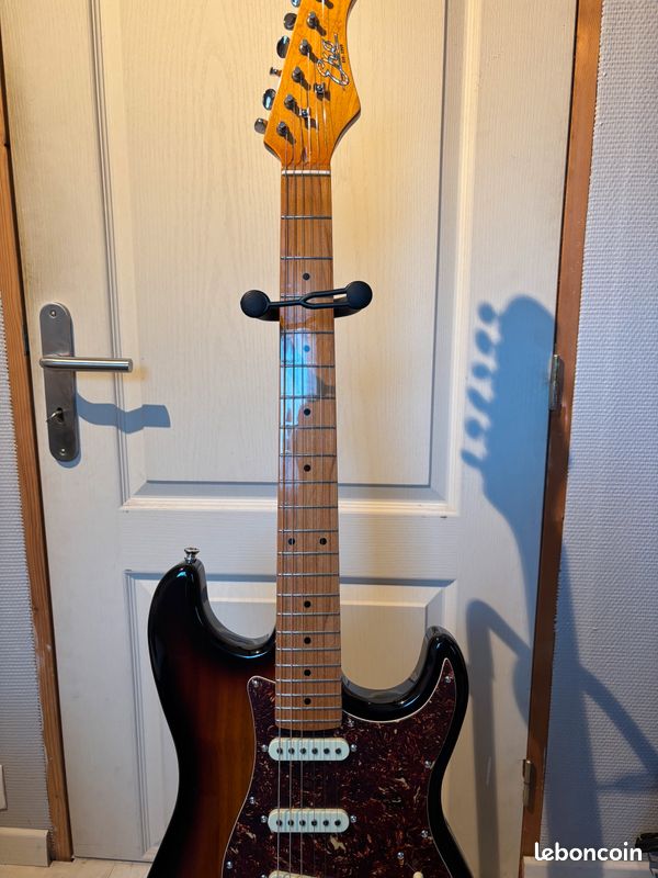 Eko ST401 Maple Neck Sunburst (image 6)