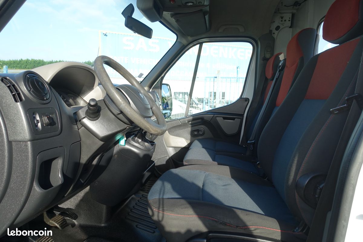 8990 ht renault master confort pick-up 2.3 dci 125ch - 137550 km (image 4)
