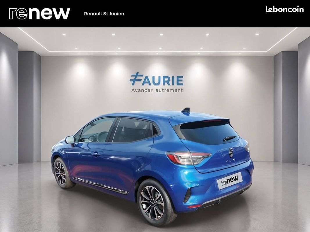 RENAULT Clio E-Tech full hybrid 145 ch GSR2 Techno (image 7)