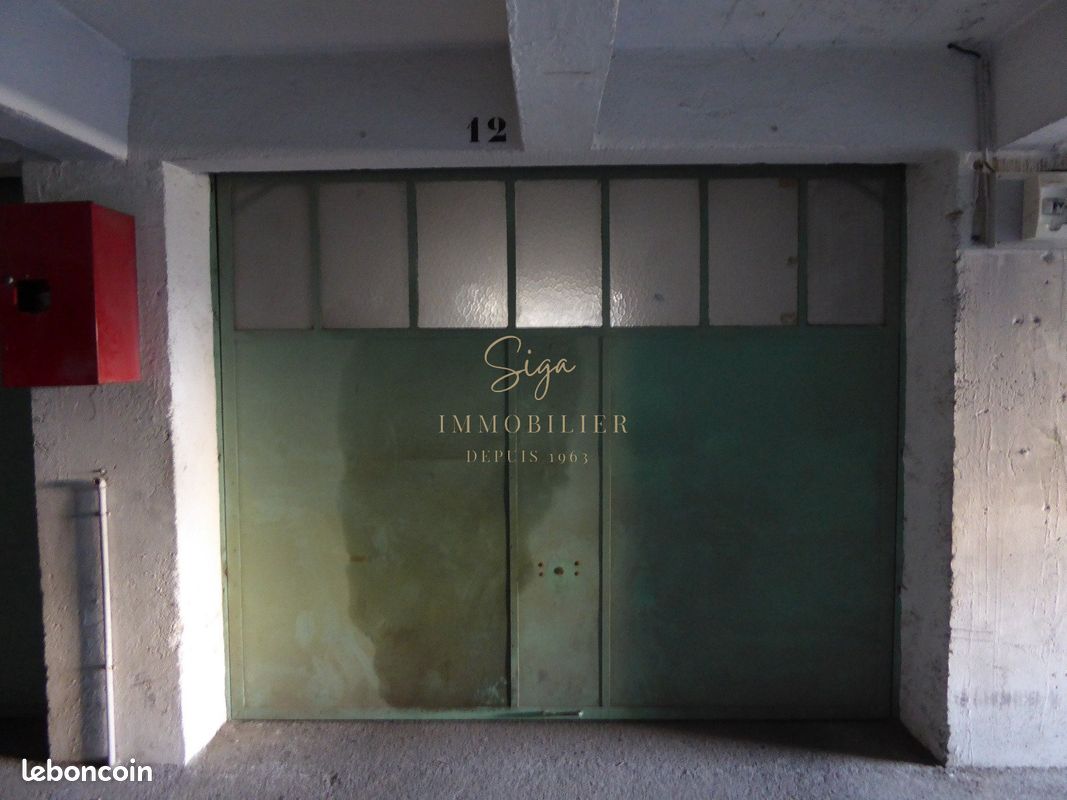 Parking 17 m² · à Marseille · 17 m² · 200 €/mois