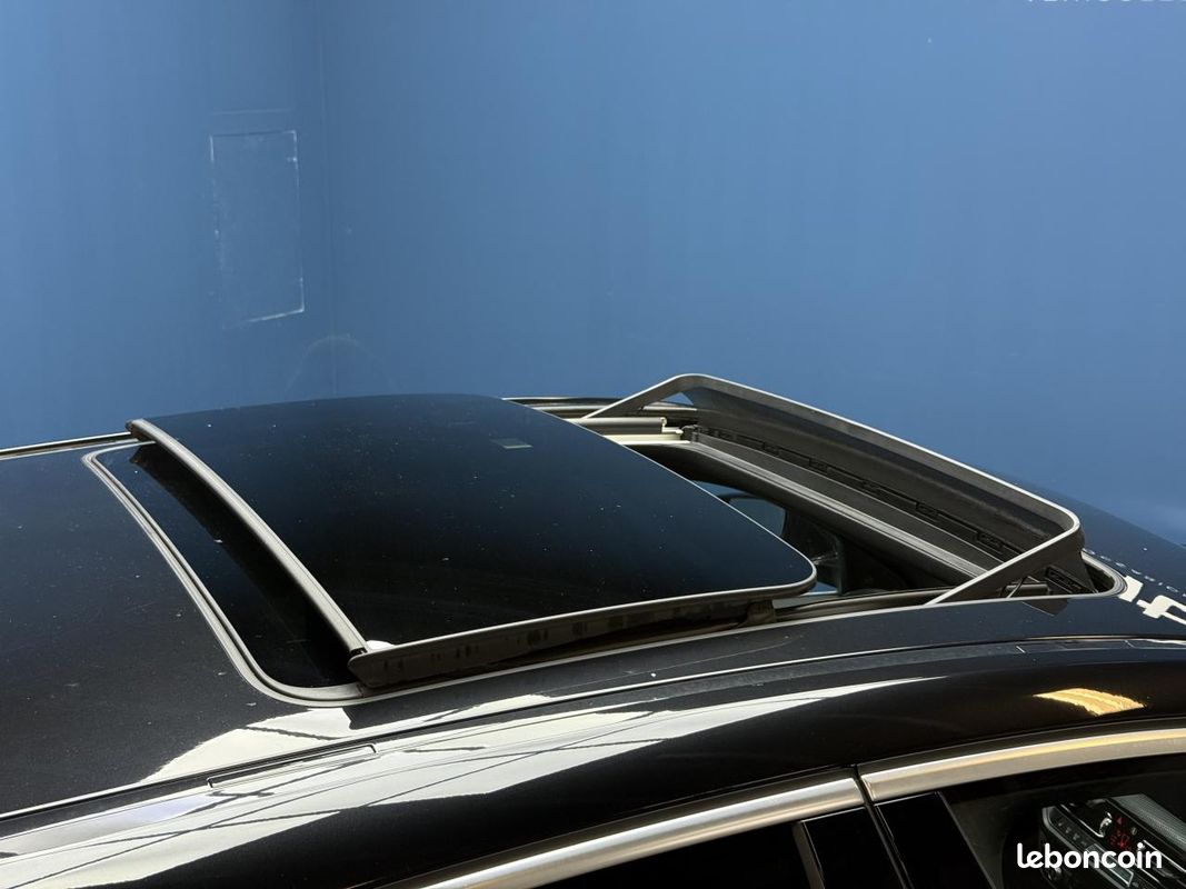 BMW SERIE 1 120d xDrive - F40 Luxury / T.O / ATH / Harman Kardon / CarPlay / Caméra (image 8)