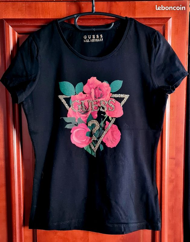 T-shirt GUESS (image 1)