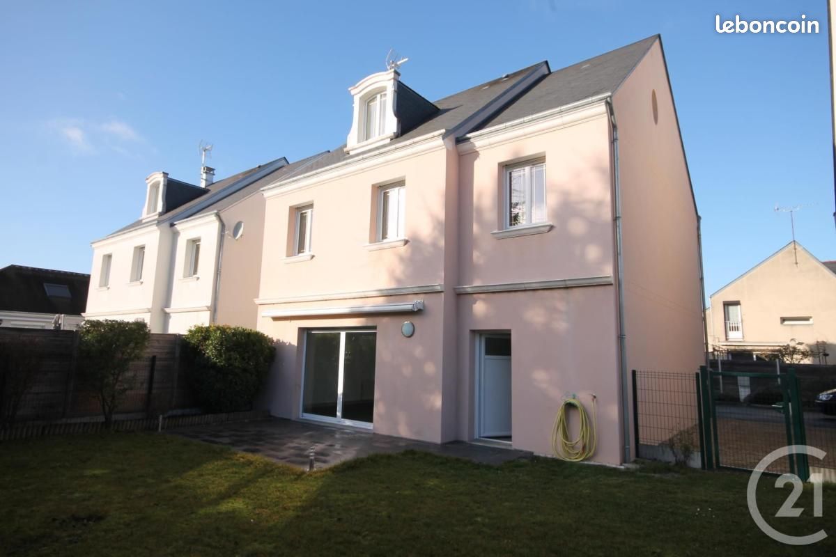 Maison 8 pièces 147 m² · à La Chapelle-Saint-Mesmin · 147 m² · 1 360 €/mois