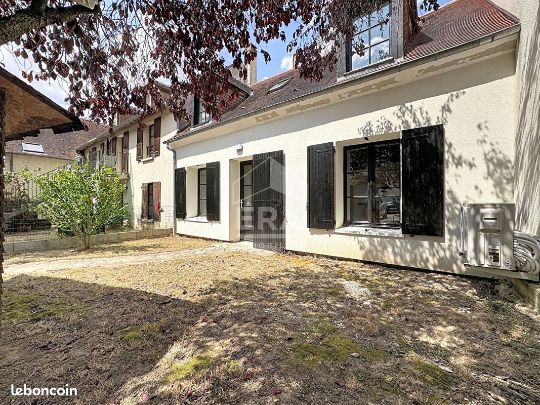 Maison 3 pièces 66 m² · à Étampes · 66 m² · 198 000 €