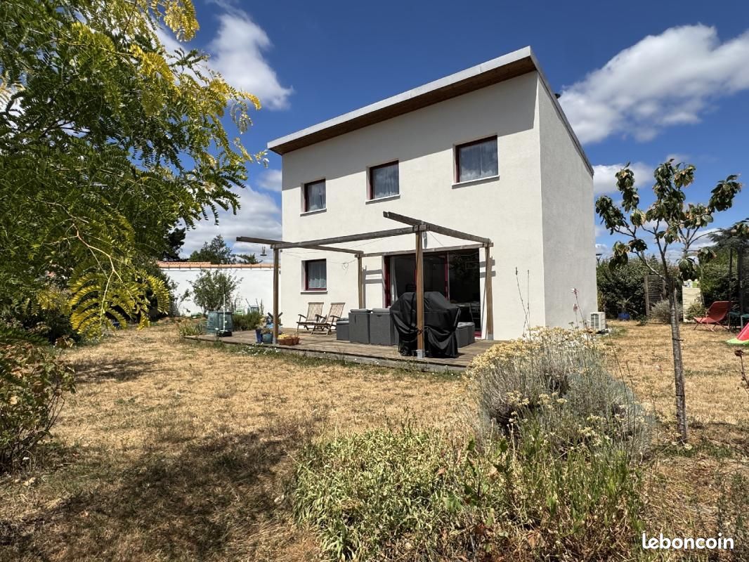 Maison 5 pièces 92 m² · à Gétigné · 92 m² · 281 400 €