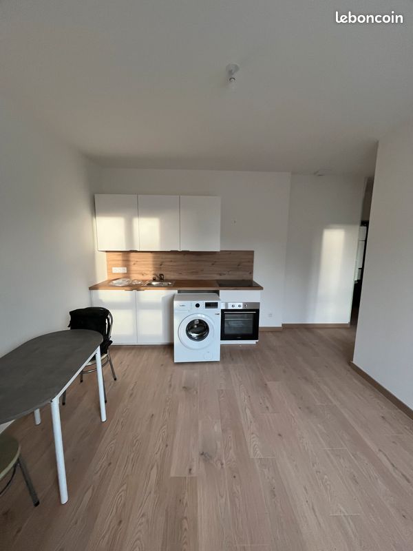 Appartement 2 pièces 30 m² · à Saint-Étienne · 30 m² · 500 €