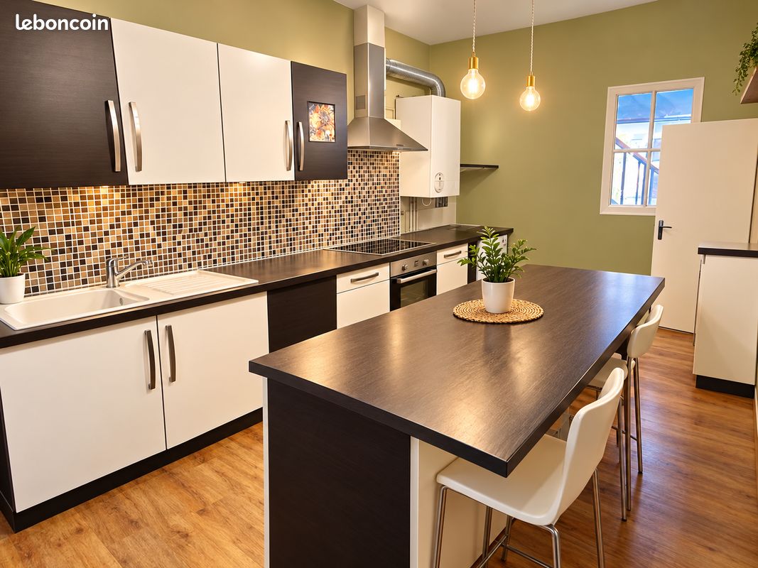 Maison 6 pièces 160 m² · à Villeneuve-sur-Lot · 160 m² · 100 000 €