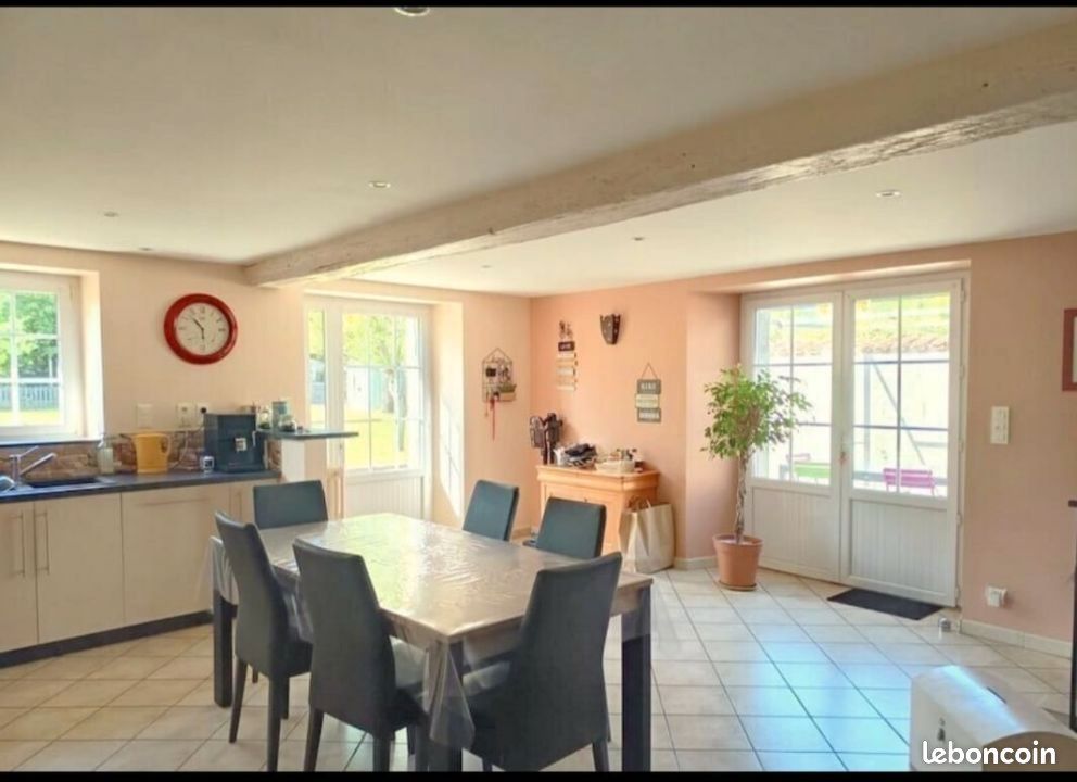 Maison 5 pièces 170 m² · à Chantonnay · 170 m² · 205 000 €