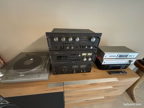 Tuner HiFi Akai ATK-02L – Vintage – Occasion – Bon état De Fonctionnement