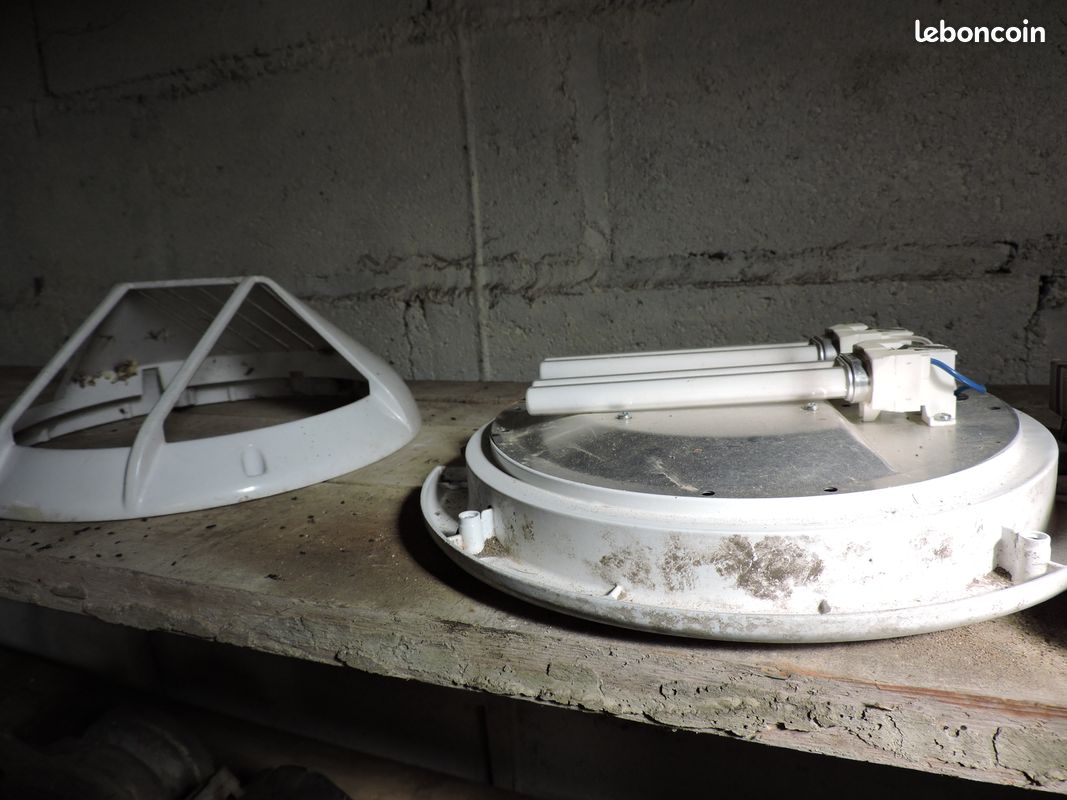 Luminaire extérieur (image 1)