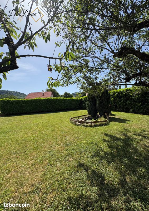 Maison 5 pièces 102 m² · à Poligny · 102 m² · 265 000 €