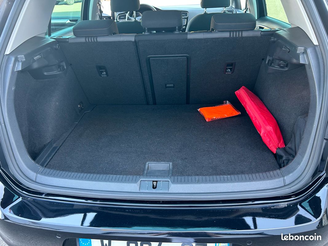 VW GOLF VII 1.6L TDI BLUEMOTION TECHNOLOGY ALLSTAR 110 ch (image 8)