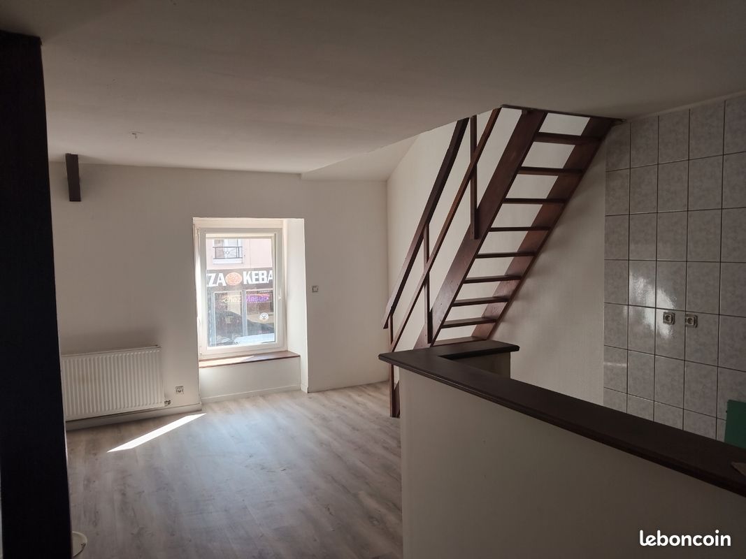 Appartement 2 pièces 60 m² · à Jussey · 60 m² · 390 €