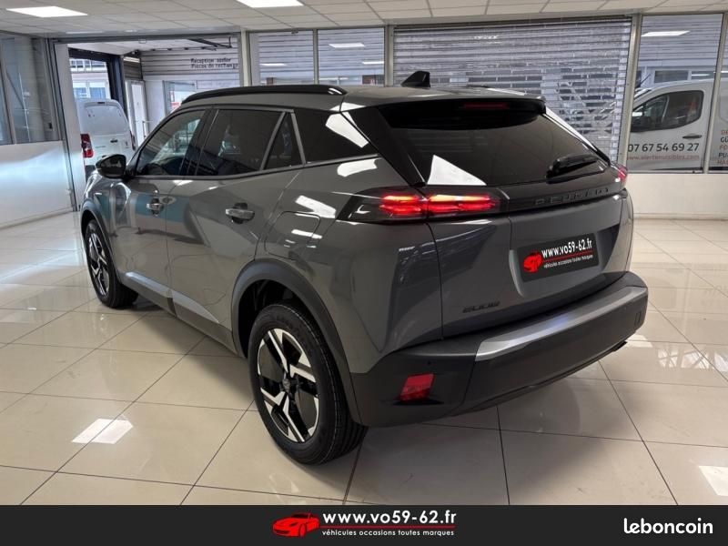 Peugeot 2008 1.2 100ch S&S Allure (image 26)