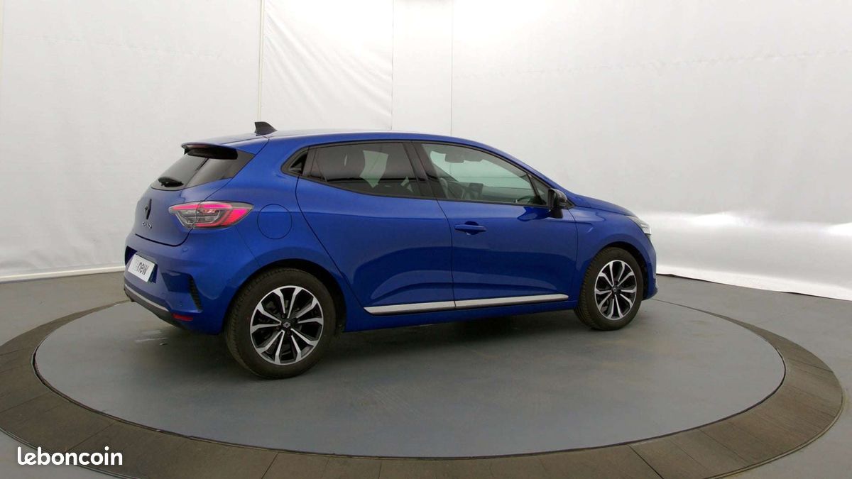 Renault clio eco g 100 ch gsr2 techno (image 9)
