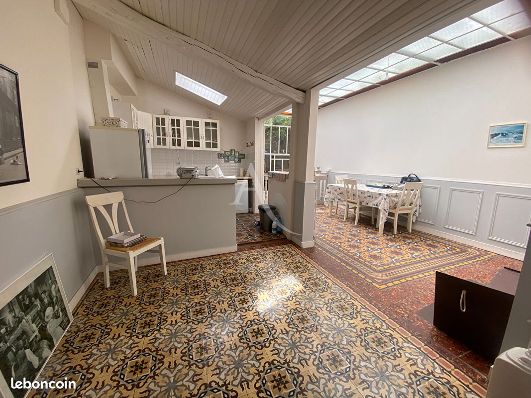 Maison 5 pièces 139 m² · à Rochefort · 139 m² · 262 500 €