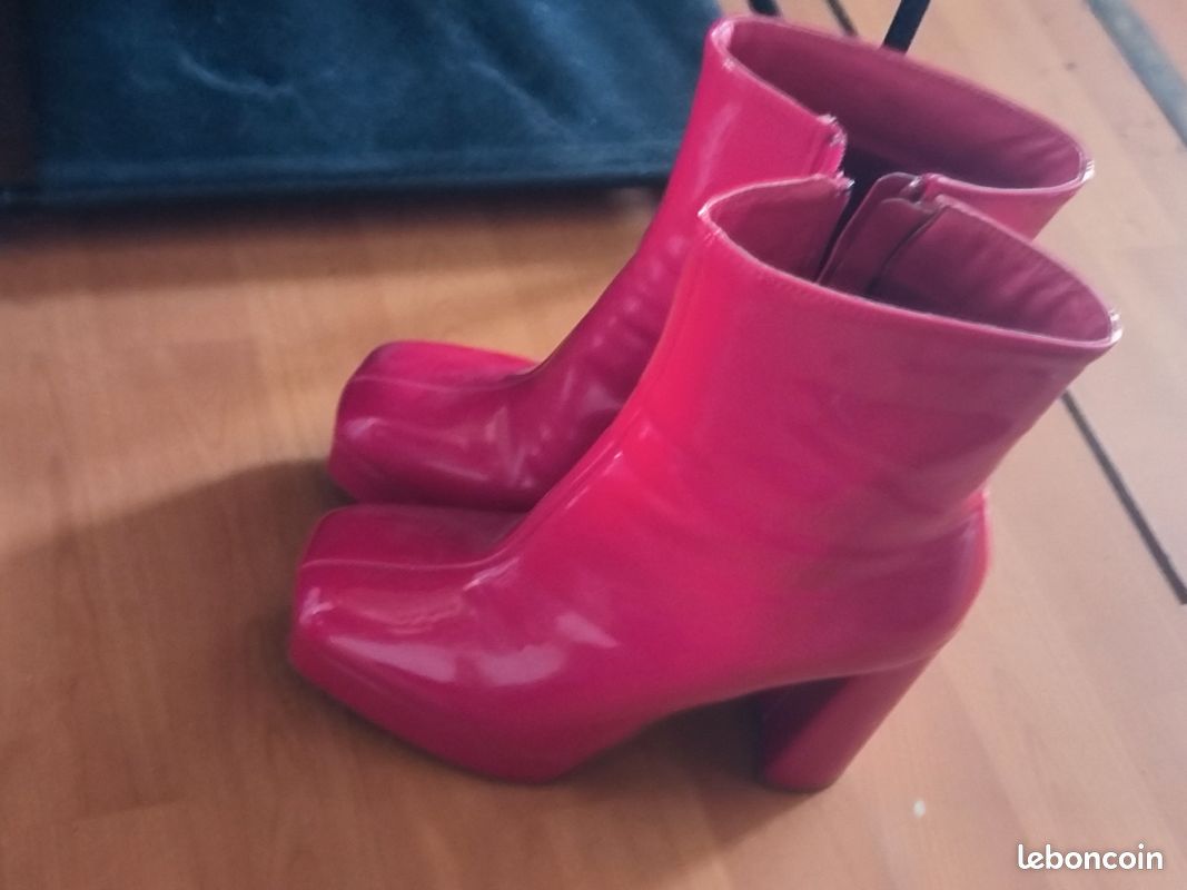 Chaussures à talon rouge (image 2)