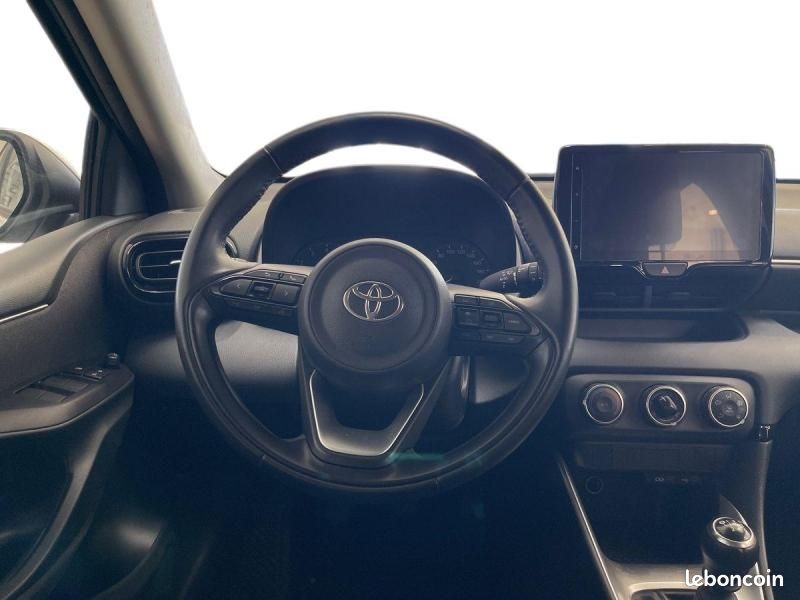 Toyota Yaris 120 VVT-i Dynamic Business 5p MC24 (image 20)