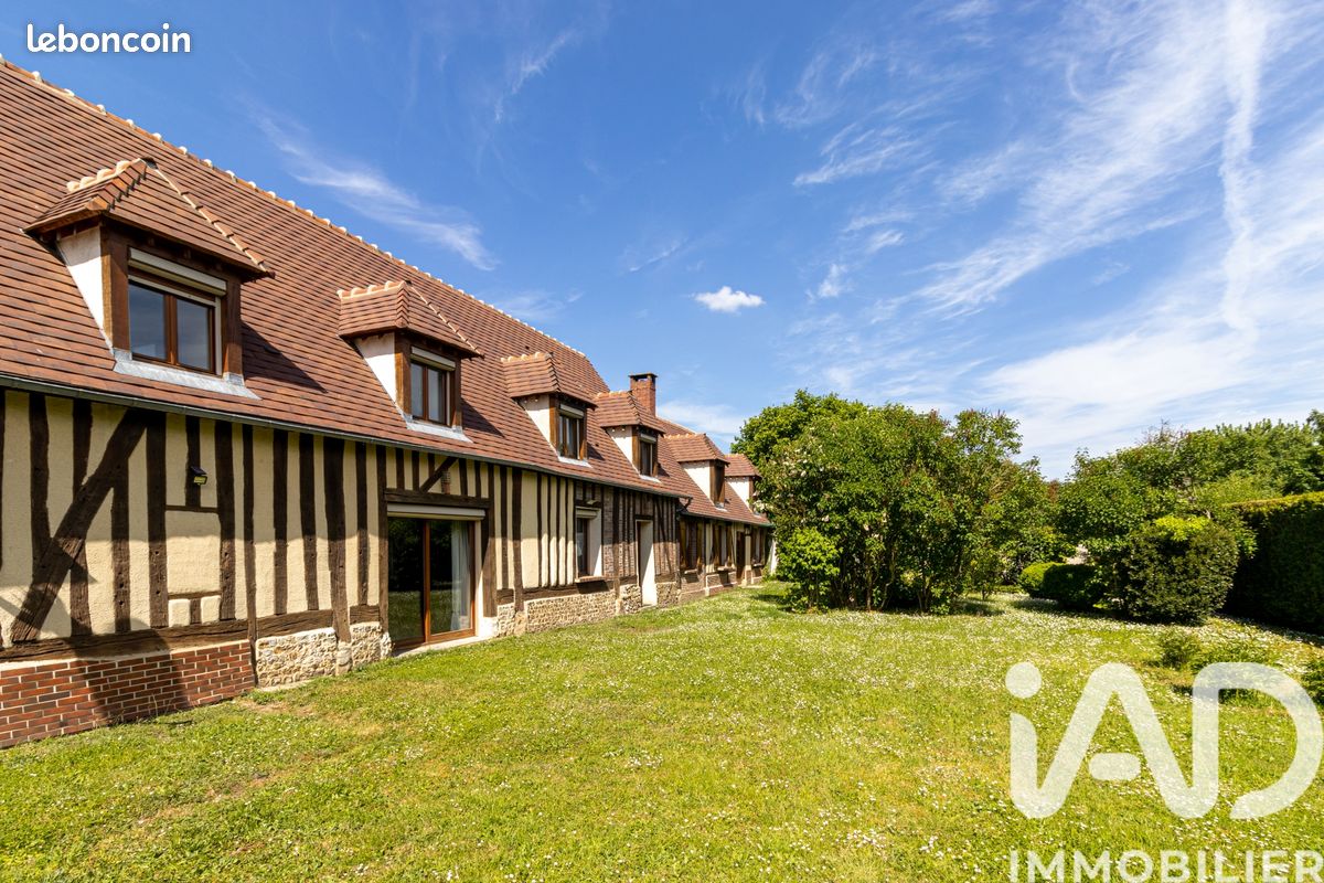 Maison 8 pièces 210 m² · à Arnières-sur-Iton · 210 m² · 339 000 €
