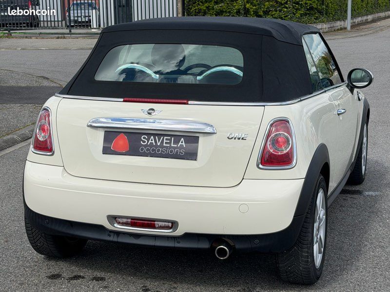 Mini Cabriolet 1.6i 98 One R57 Pack Salt (2015, 85000 Km) (image 3)