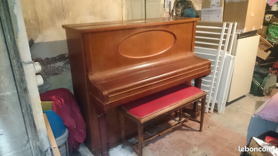 Vends piano et accordéon (image 1)