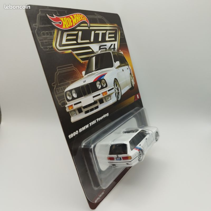 Hot Wheels Elite 64 1990 BMW 318i Touring | Collecteurs de