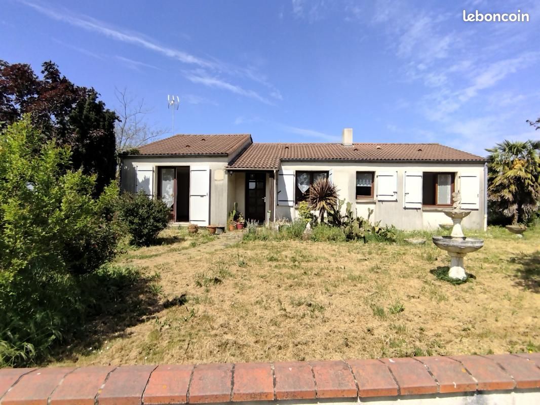Maison 5 pièces 85 m² · à Saint-Martin-des-Noyers · 85 m² · 170 000 €