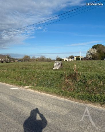 Terrain 2000 m² CANALS
