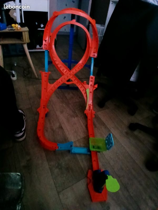 Circuit de voiture pour enfants (image 2)