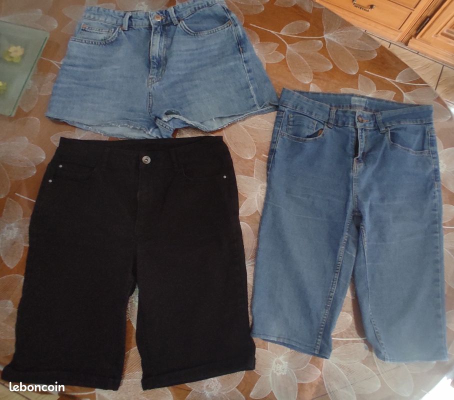 Short ou Pantacourts - Taille 38 (en lot ou à la pièce° (image 1)