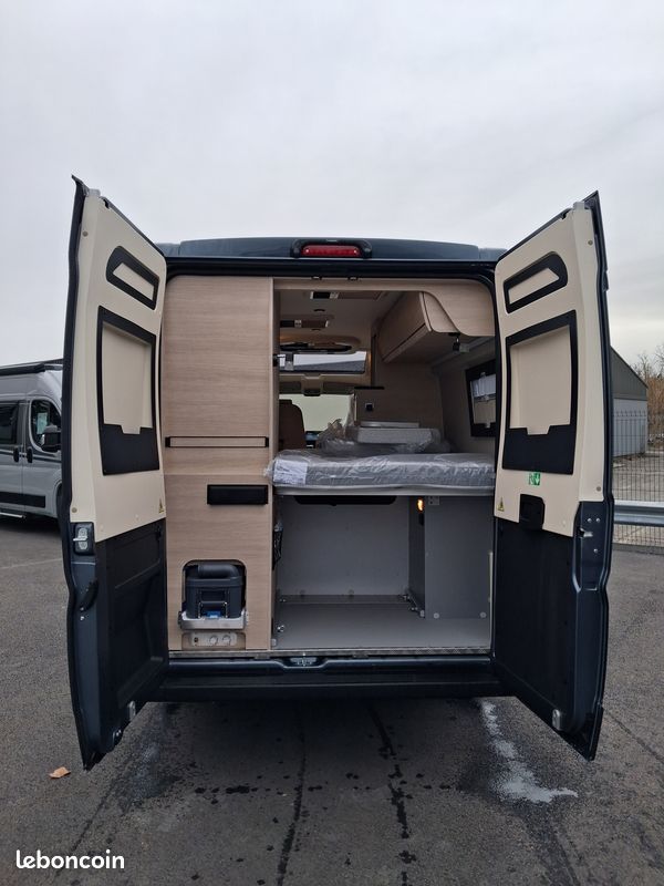 Rapïdo v 62 65 ans peugeot boxer 2.2 l 140 boite automatique (image 8)