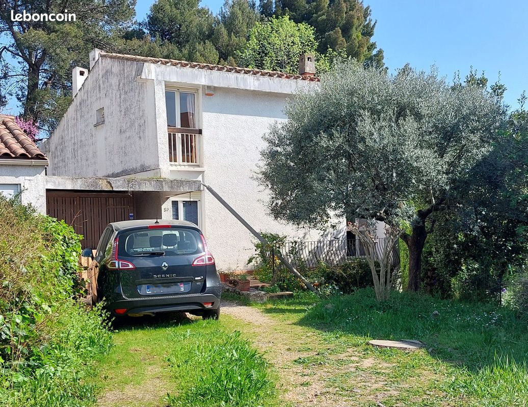 Grande maison 3 faces Les Hauts de Massane