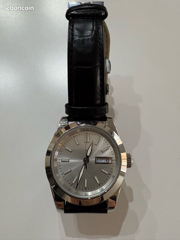 Montre automatique sur mesure argentée acier verre saphir bracelet cuir papillon (image 6)