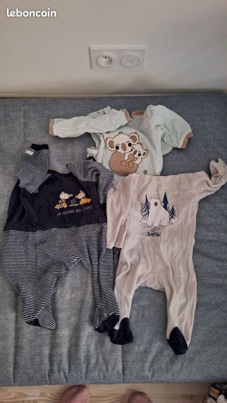 Lot pyjamas 6 mois (image 2)