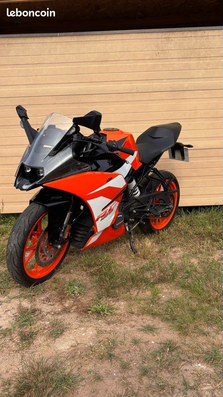 Ktm rc 125 (image 2)