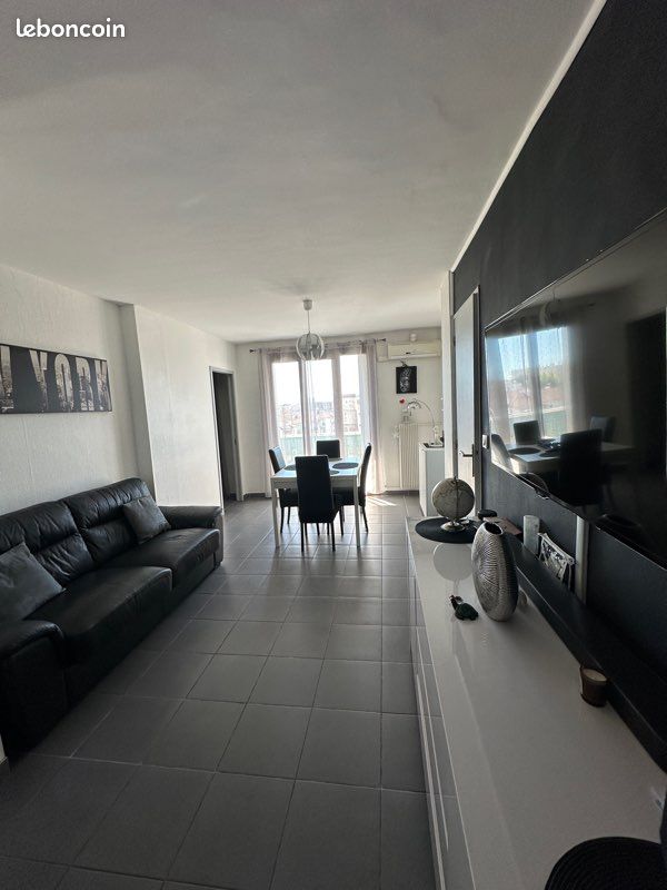 Appartement 3 pièces 67 m² · à Marseille · 67 m² · 182 000 €