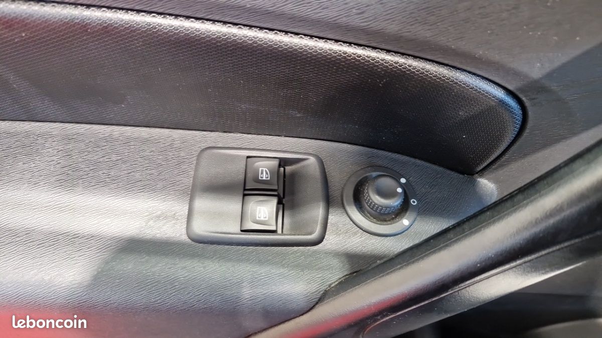 Renault Kangoo Express GRAND VOLUME BLUE DCI 95 EXTRA R-LINK (image 26)