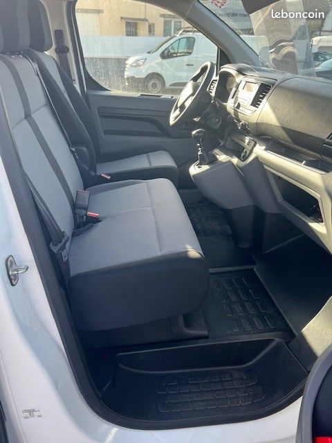 CITROEN JUMPY SPACE TOURER 1.5 BLUEHDI 120 Ch 9 PLACES 1ere Main (image 4)