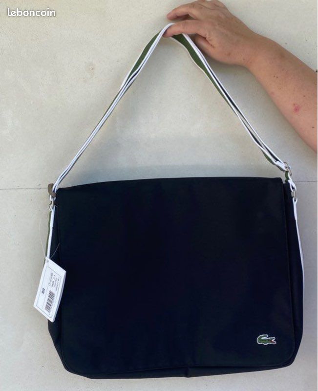 Sac Lacoste (image 1)