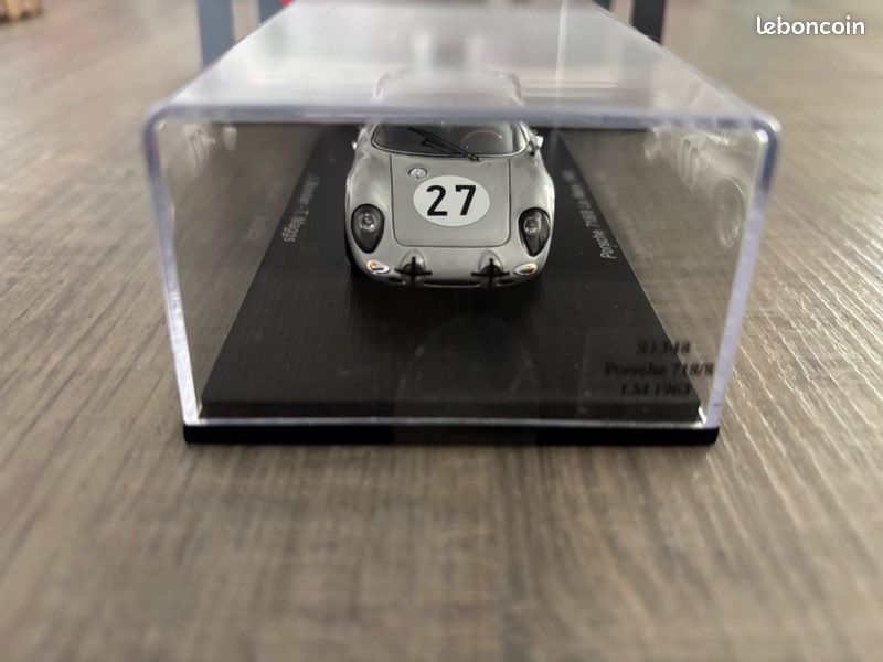 Voiture 24 heures du Mans (image 2)