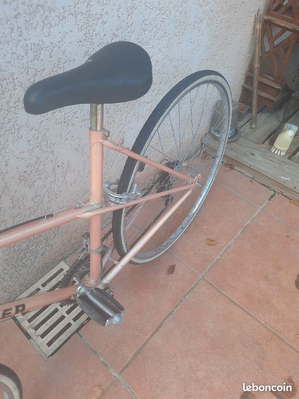 Vélo femme vintage (image 3)