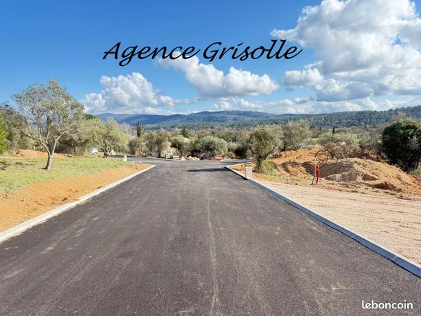 Terrain 1500 m² Camps-la-Source