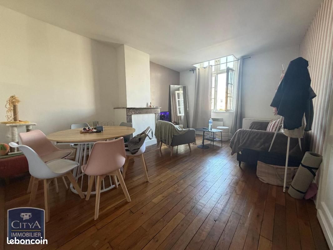 Appartement 2 pièces 48 m² · à Arras · 48 m² · 560 €/mois