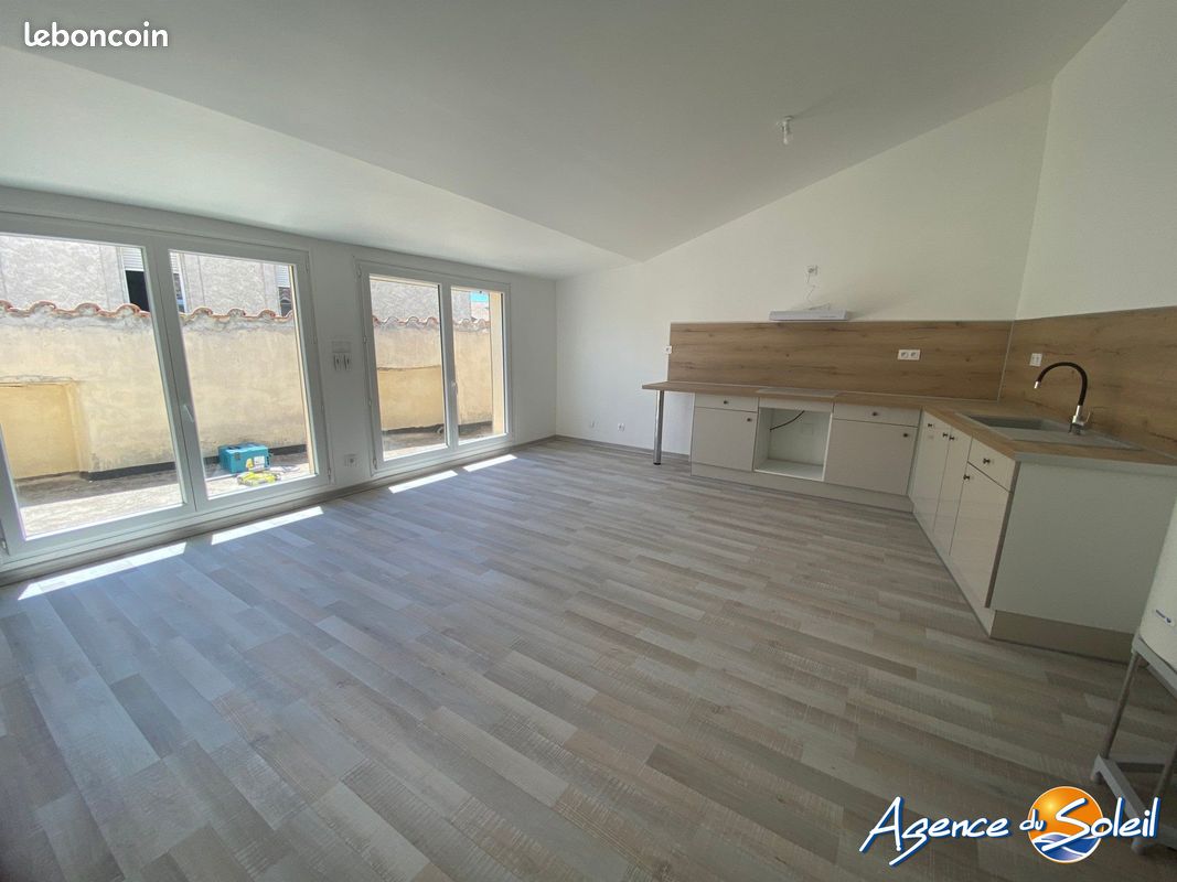 Appartement 3 pièces 65 m² · à Névian · 65 m² · 575 €/mois