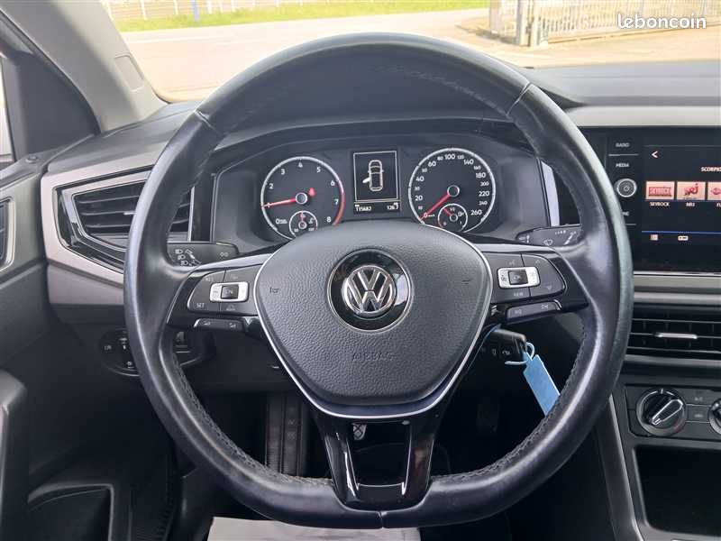 Volkswagen Polo 1.0 TSI 95 CONFORTLINE (image 6)