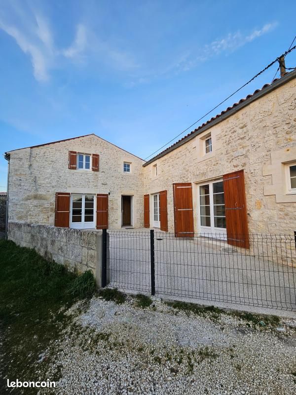 Maison 5 pièces 118 m² · à Saint-Savinien · 118 m² · 1 000 €/mois