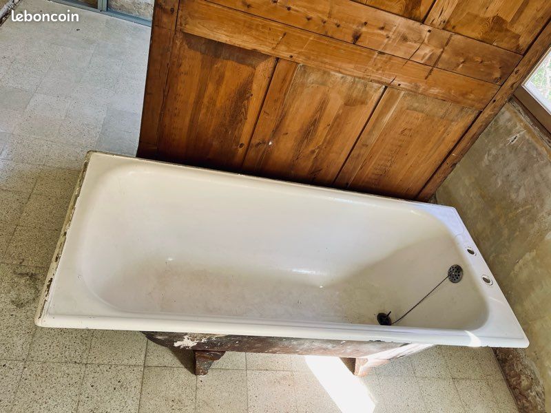 Baignoire vintage en fonte (image 1)
